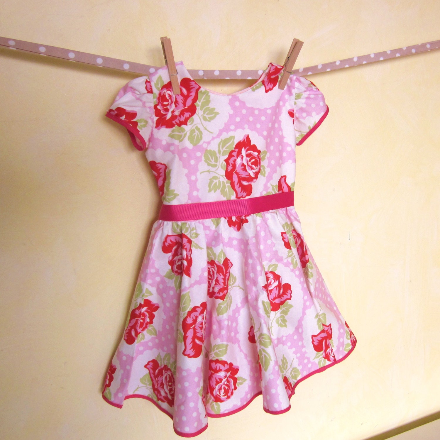 ROSE PARADE - Amanda Dress - Size 1 - pink roses SALE