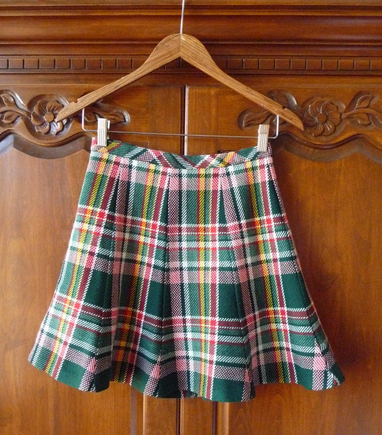 1960s adorable pleated plaid bobbie brooks mini skirt - etiquettegirl