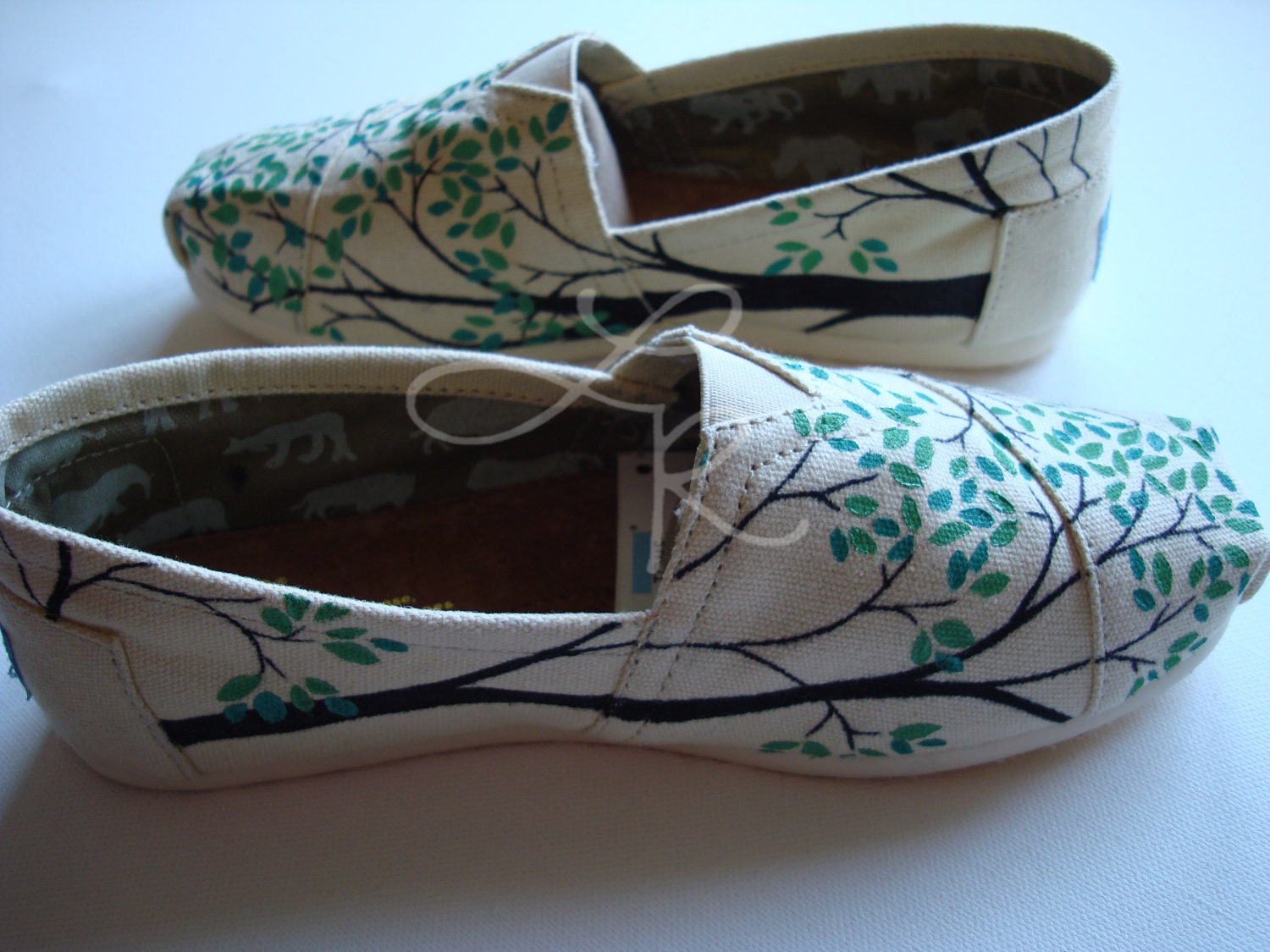 send me any shoes-Branching out hand painted shoes-made to order-cutomize the colors