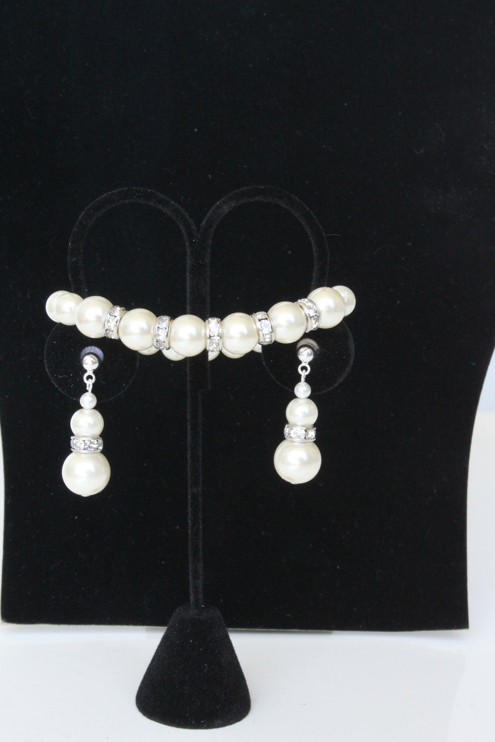 Pearl Jewelry Set, Bridal bracelet and earrings, Briesmaids gift Jewelry