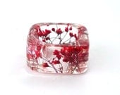 Red Resin Ring. Botanical Pressed Flower Resin Ring.  Square Ring. Handmade Jewelry with Real Flowers - Red Baby's Breath