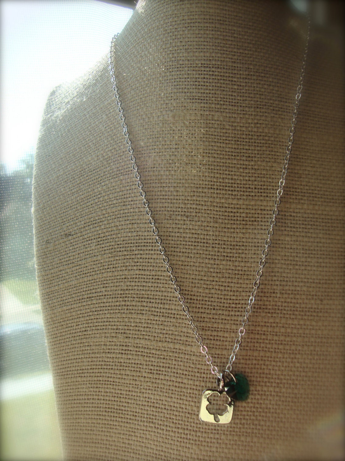 One Direction - I HEART NIALL - Niall Horan Inspired Irish Clover Necklace on Sterling Silver Chain with Green Swarovski Crystal Heart 1D