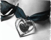 choker - DARK HEART- gothic, victorian, dark romance, wedding, bavarian, to wear with your dirndl...