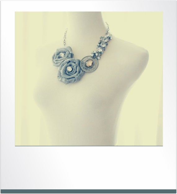 Gray Chiffon Flower Necklace