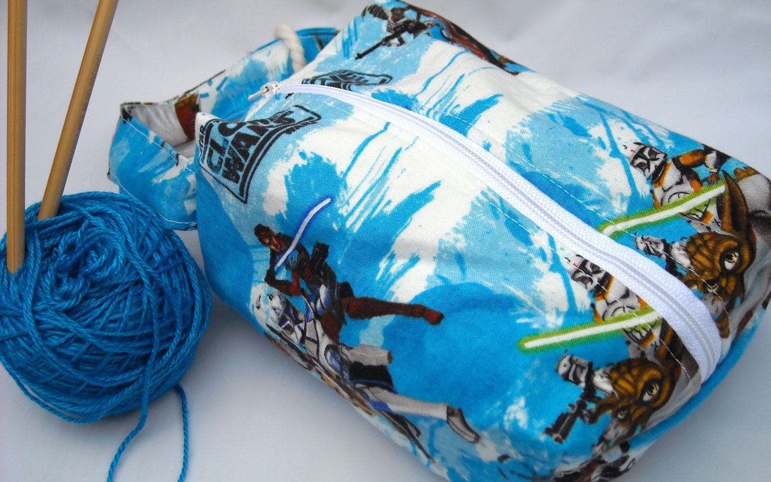 Star Wars 'The Clone Wars' Print Box Bag