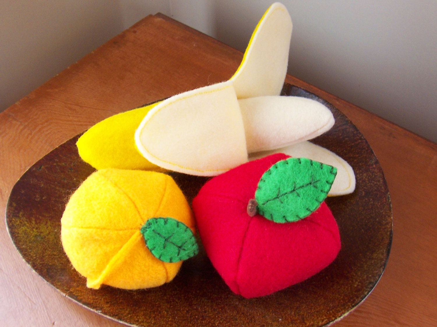 Felt Food Fruit Set Eco Friendly Pretend Play Food for Childrens Toy Kitchen - Banana, Apple, Peach - Stuffed with Sustainable Bamboo Fiber
