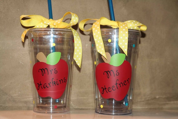 Personalized teacher gift - 20oz Insulated cup with apples and polka dots
