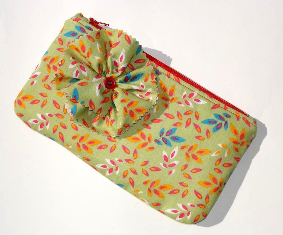 Cosmetic bag makeup case, gadget pouch, zipper top floral feminine storage pouch