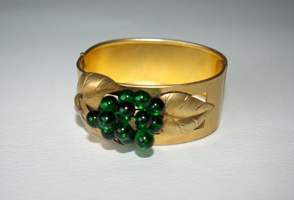 Quality 1940s Art Deco signed CORO cuff bracelet