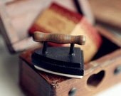 zakka Anticca Poulain RETRO FLAT IRON Merci rubber stamp