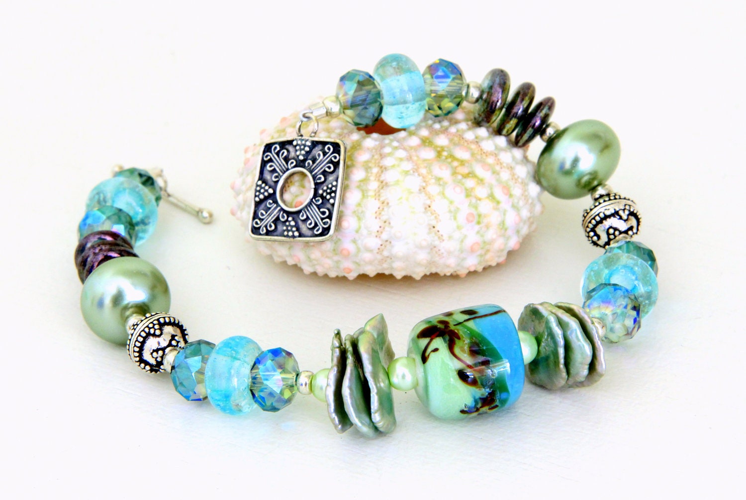Turquoise Lampwork Bead Bracelet. Artisan Bead Bracelet. Lampwork Jewelry. Beaded Jewelry. Turquoise & Green Beads.