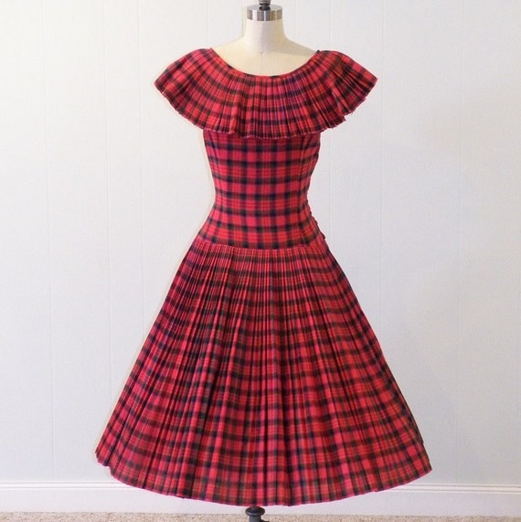 1950s Tartan Plaid Dress / Vintage 50s Red Green Tartan Plaid Accordion Pleated Full Skirted Dress, Drop Waist