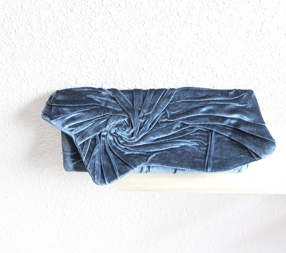 Bridal Bridesmaid Pleated Clutch Purse in Teal Blue..Wedding Clutch - Party Clutch..Retro Clutch