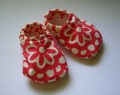 Soft-soled Booties in Lotus Size 0-6 months
