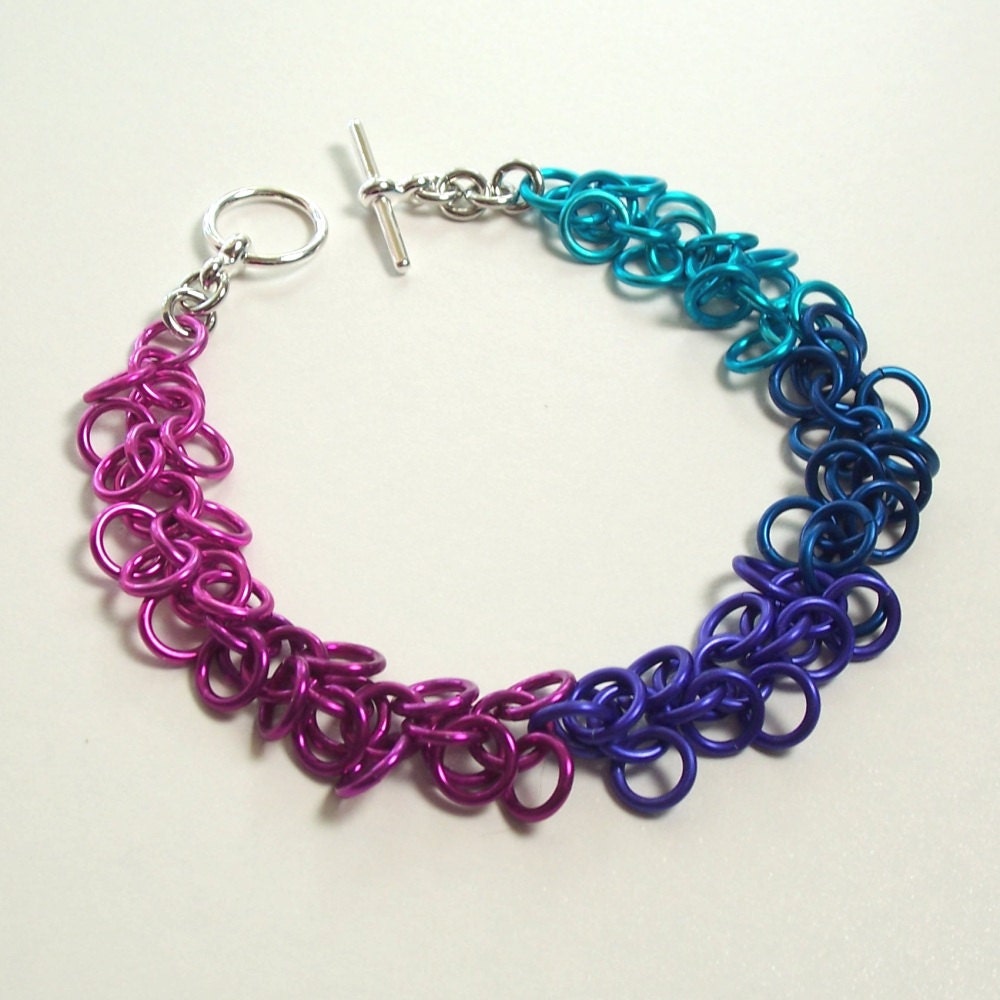 Shaggy Loops Bracelet Chainmaille Jewelry Berry Colors Ombre Bracelet