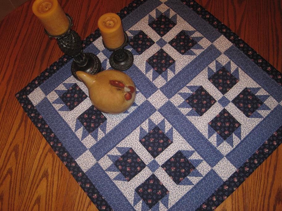 Vintage Bears Paw Mini Quilt, Quilted Wall Hanging, Table Topper, Blue & White Pieced Quilt, Indian Summer, Shabby Chic Home Decor