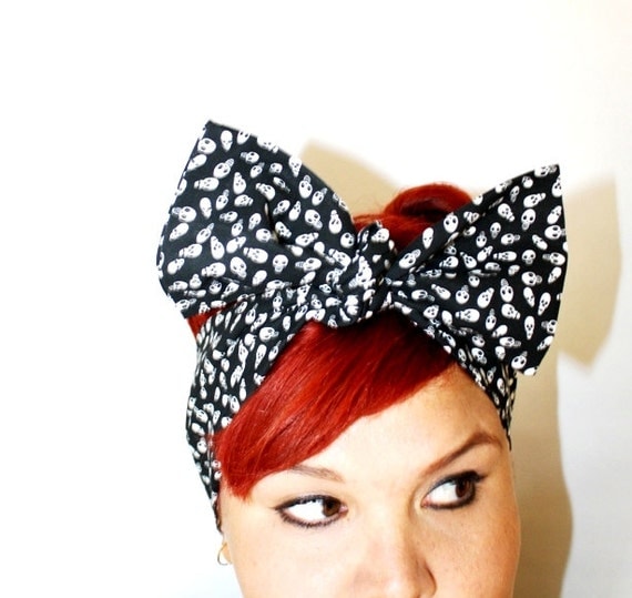Bow hair tie, Vintage Inspired Head Scarf, Tiny Skulls, black and white, Rockabilly, psychobilly