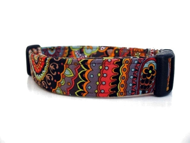 Custom Dog Collar - Paisley Cinnamon Spice