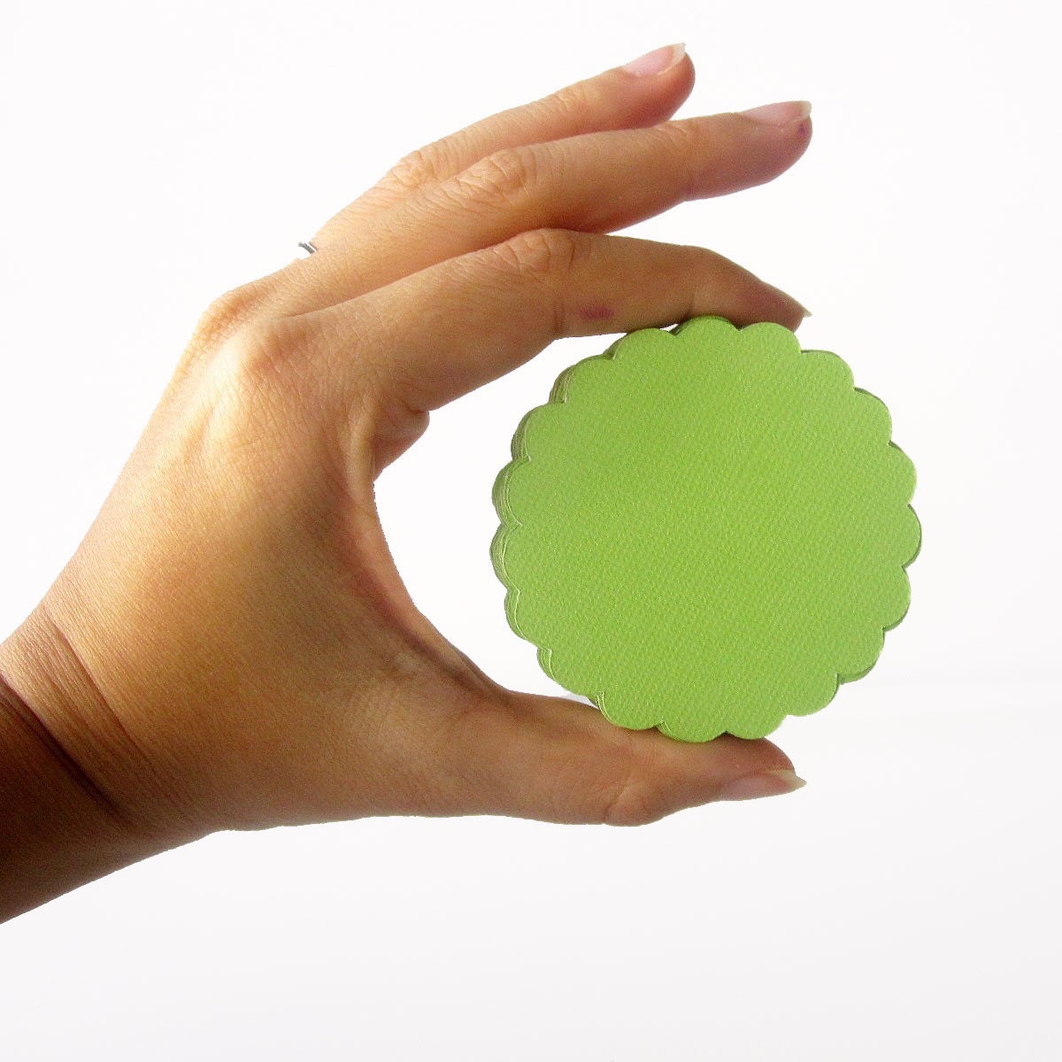 ON SALE 32 Scalloped Circles (2.5 inches) in Lime Green Paper Textured Cardstock Die Cut A117 Il_170x135