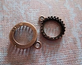 NEW: High Quality Antiqued Copper Round 12mm Round Crown Settings/Cabochon Mountings - Qty 2