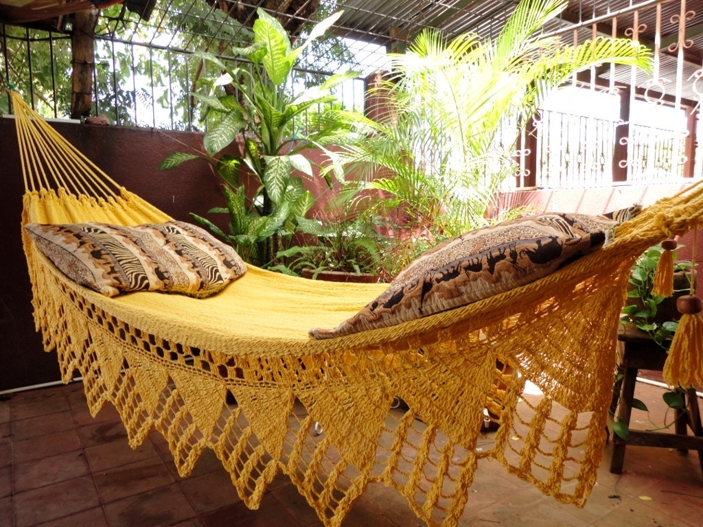 One Color Double Hammock Handmade Natural Cotton Triangle Fringe