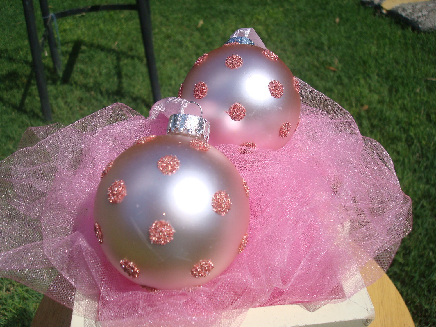 CHRISTMAS SALE PRICED-Vintage Romantic-Shabby Chic-Victorian Pink Christmas Bulbs-Pink Glass Glitter- Set of 2