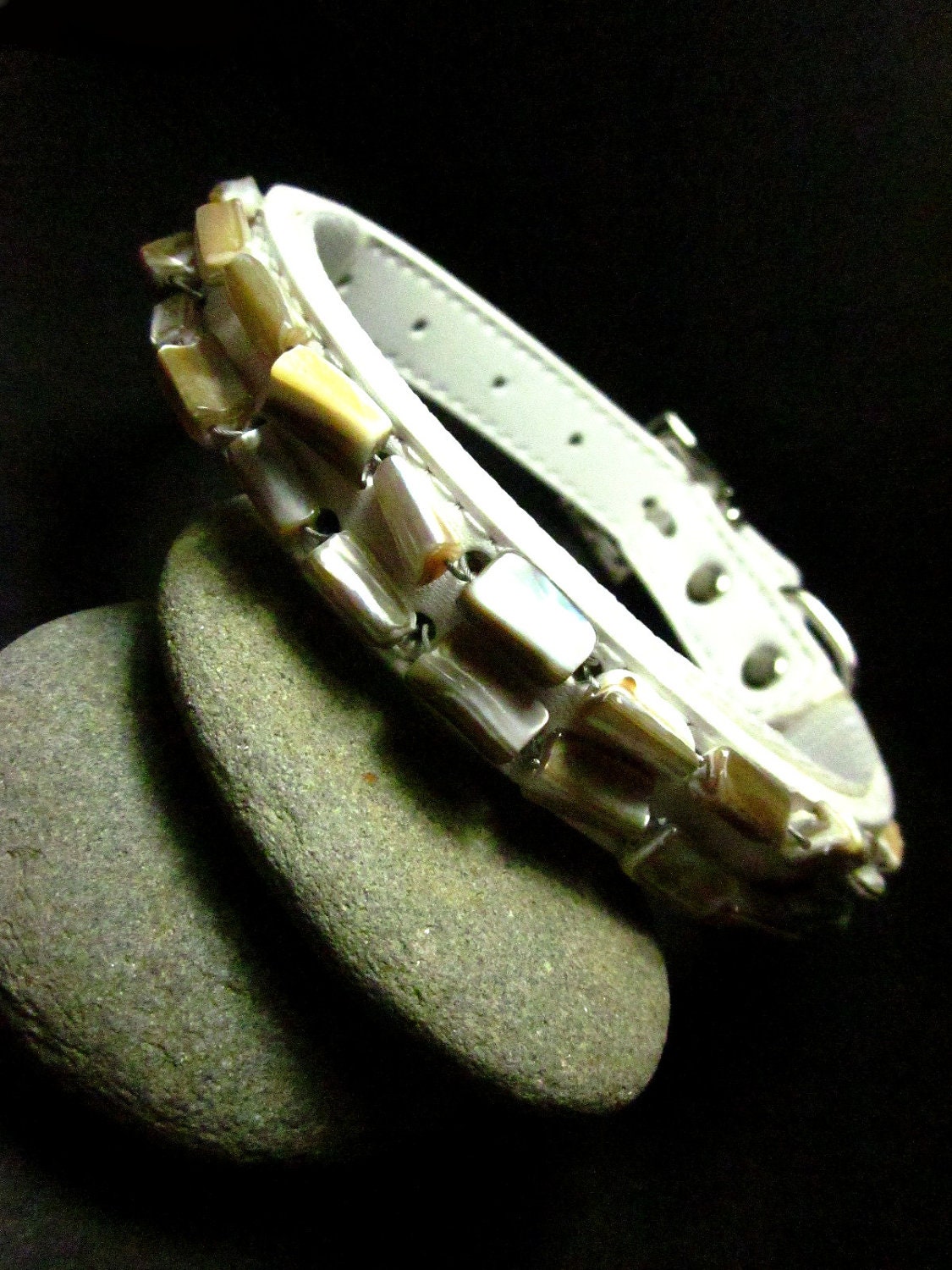 Medium White Leather Beaded Dog Collar with Natural 'Golden Lip Shell' Mother of Pearl