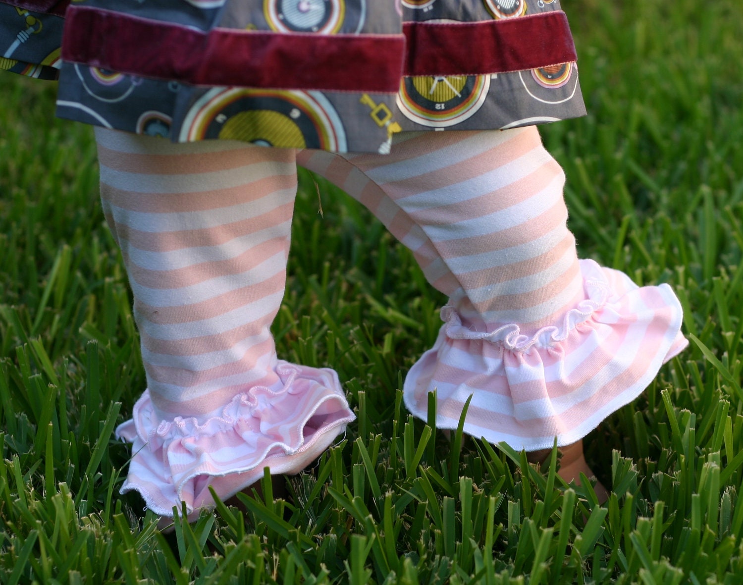pink and white stripe knit leggings with double ruffles sizes 18m - 8 girls