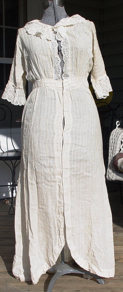 Gorgeous vintage antique Victorian cheesecloth material cotton robe or overdress cream with tan stripes and lace