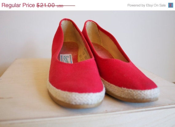 SUMMER SALE 30% OFF 70s Espadrille Wedge Slip On Shoes In Bright Red Vintage Browsabouts 7