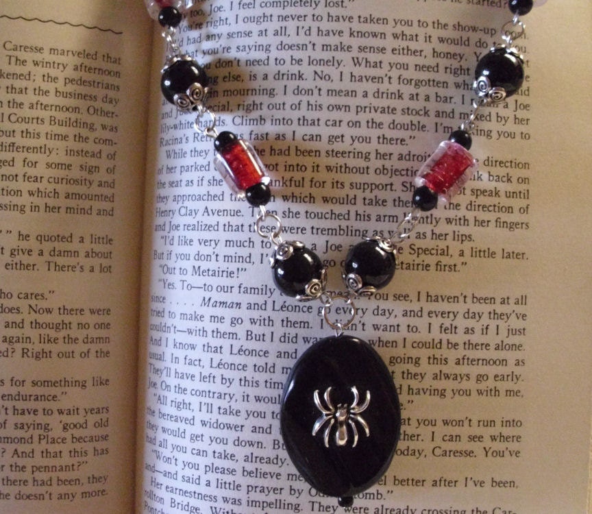 spider on jet black pendant beaded necklace