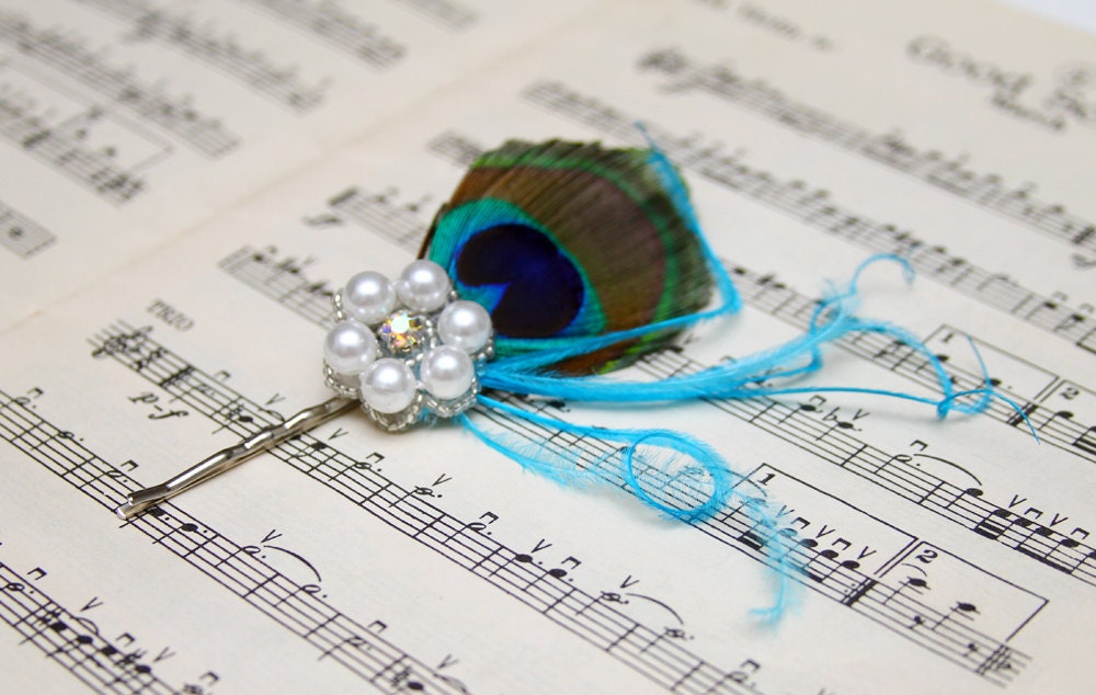 Peacock Blue feather and pearls hair pin fascinator