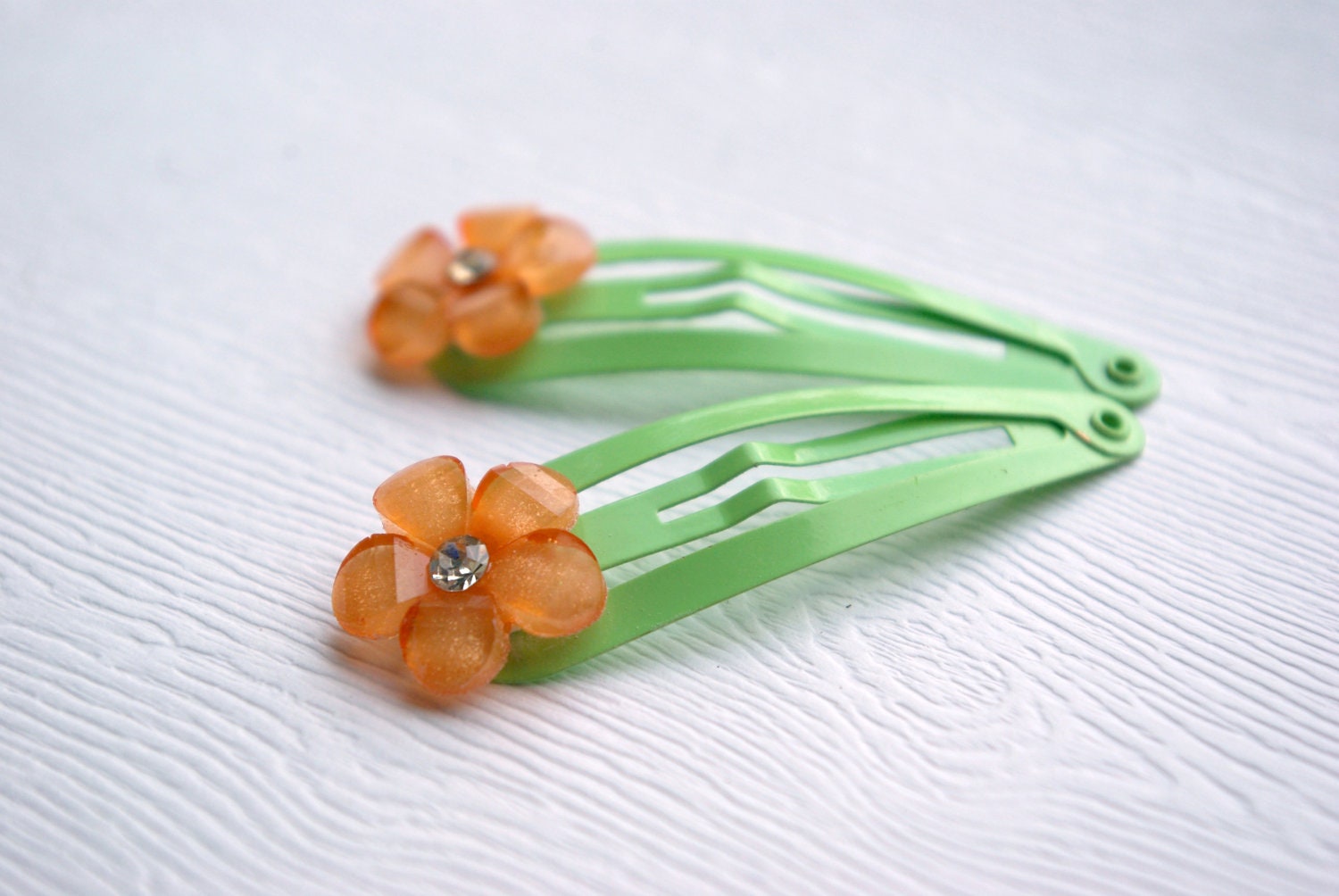 Sunny Snap Hair Clip
