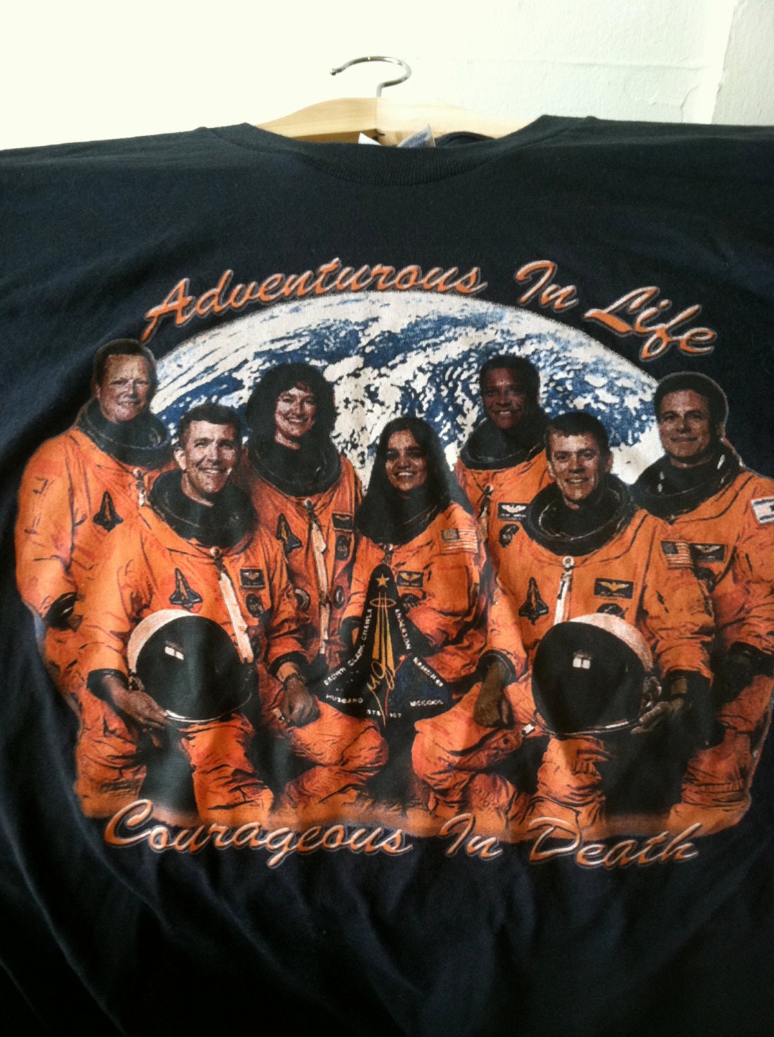 Vintage Space Shuttle Challenger Memorial Tee