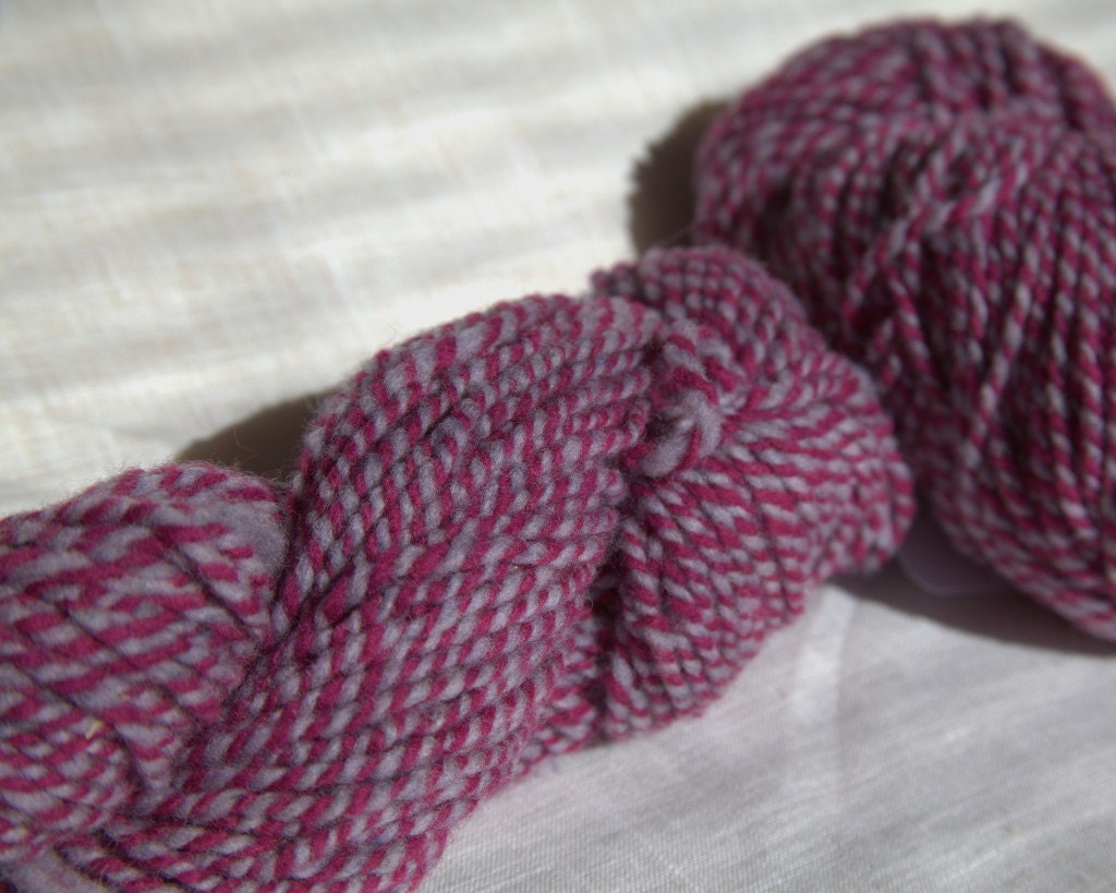 Handspun 2-ply yarn with purple stripes, bright & light, 130yd aran weight Columbia wool, 8 WPI