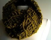 anniston cowl in lemongrass
