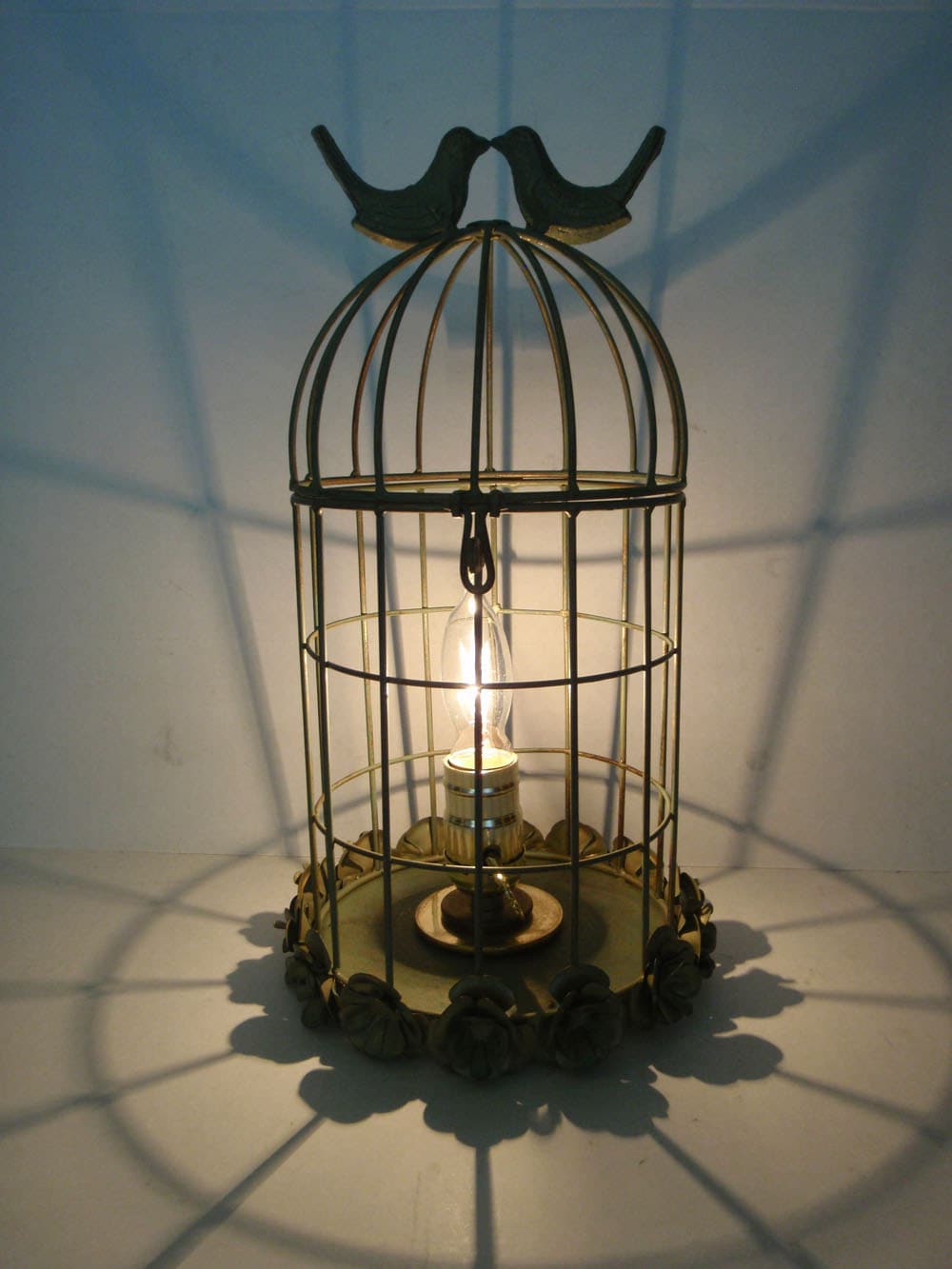 Bird Table Lamps on Anthropologie Inspired Bird Cage Table Lamp By Lisalawrence1967
