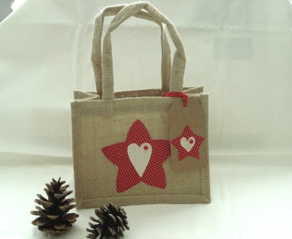 Mini hessian gift bag, jute gift bag with red fabric star, calico heart and button plus gift tag