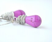 fuchsia wire wrapping earrings