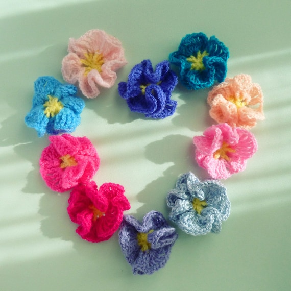 Flower Crochet Pattern  Amelie - Easy beginner PDF - PHOTO TUTORIAL crochet how to make flowers