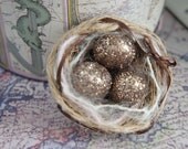 Bird Nest Magnet - Shabby Chic  Gift - Baby Shower Gift - Cottage Decor - Bird Nest - Sparkeling Eggs - Small Easter Party Gift
