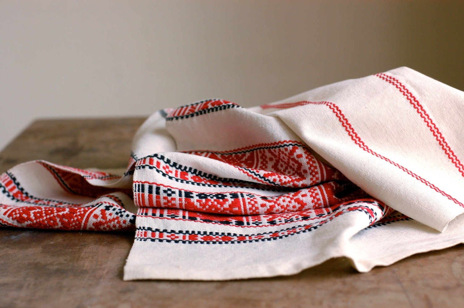 Vintage Woven Table Runner in Red, Black and Beige