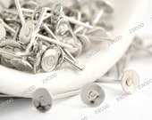 200 approx Nickel plated earring studs pin 11mm EF0268