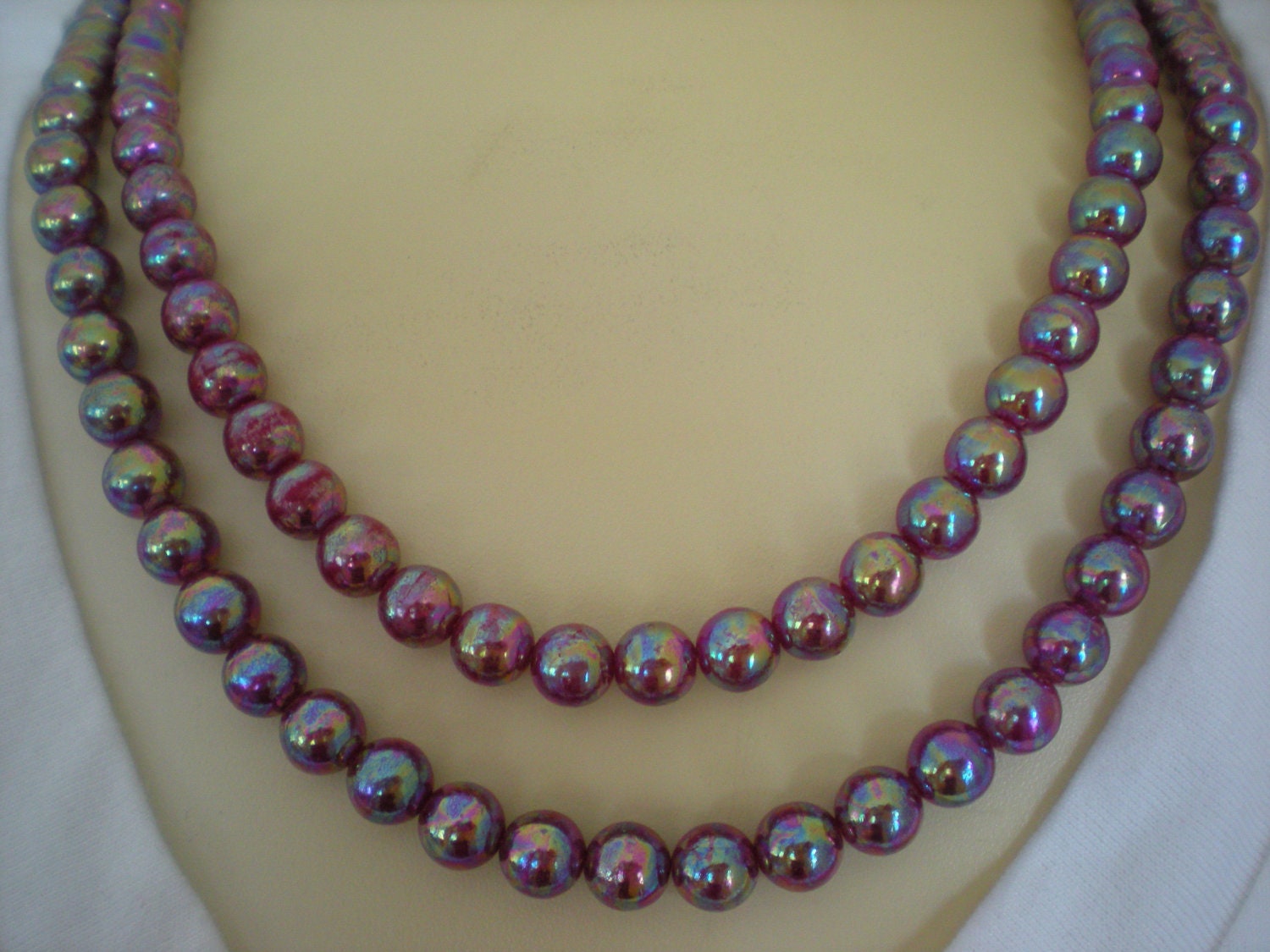 Now on Sale, 1940s Purple Irridescent Beaded Necklace