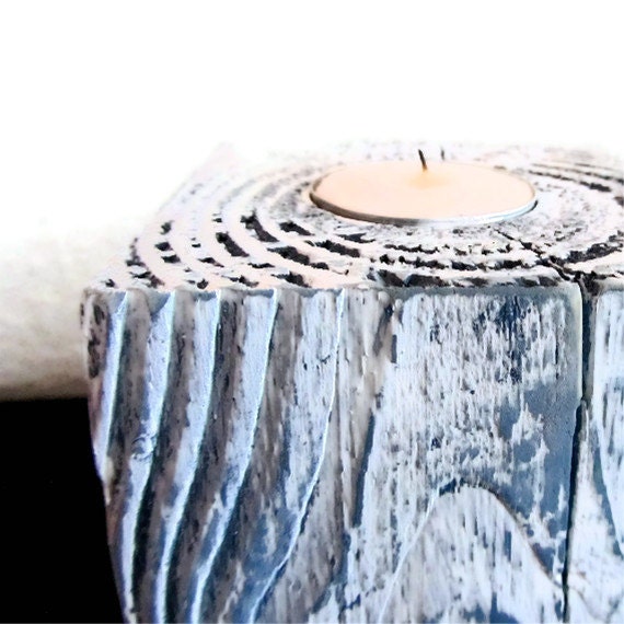 Tea Candle Holder in Shabby Chic blue and white.