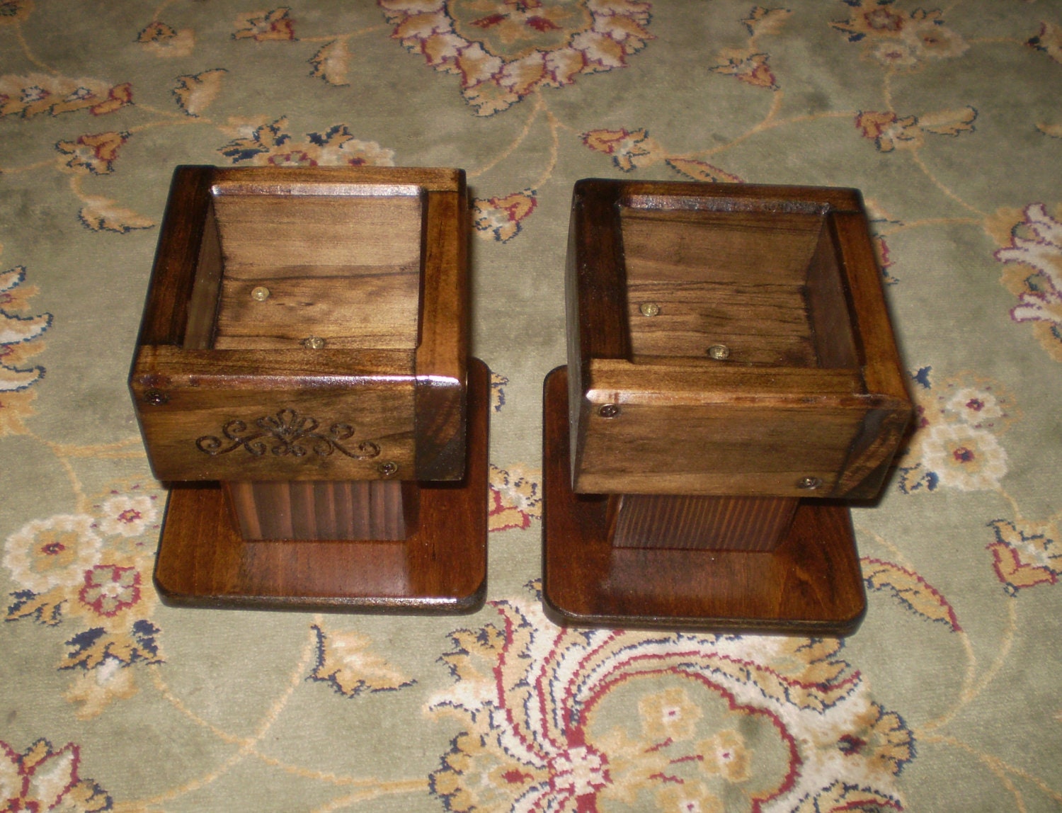 wooden bed risers