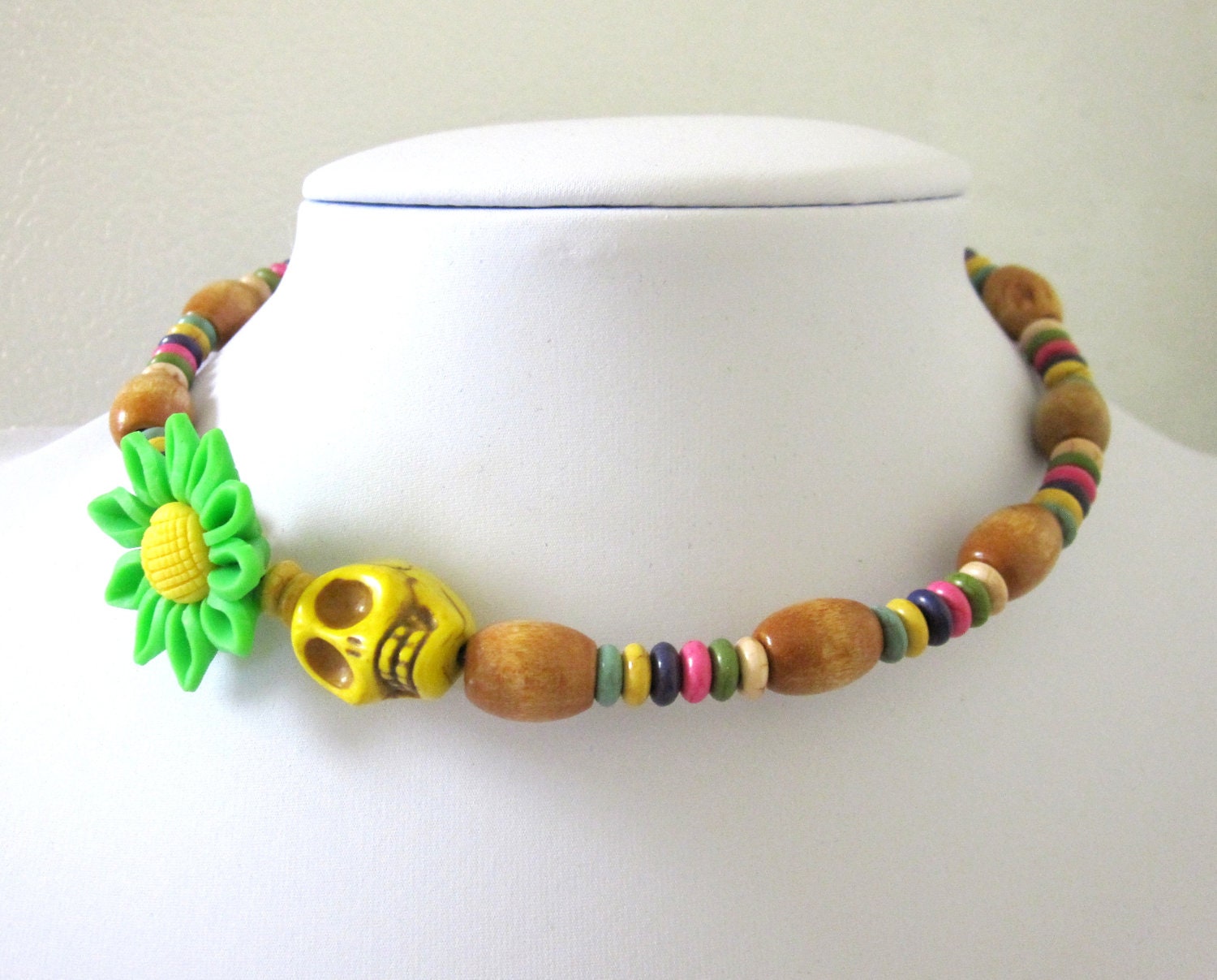 Day of the Dead Necklace Sugar Skull Choker Memory Wire Green Yellow Daisy