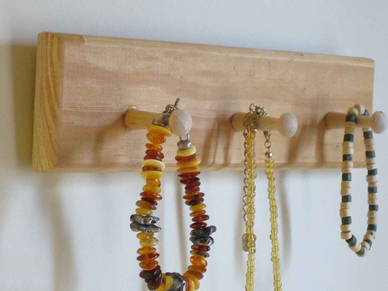 SALE 20% OFF / Unfinished Shaker Peg Rack - White Pine