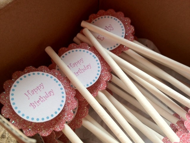Scalloped Cupcake Toppers