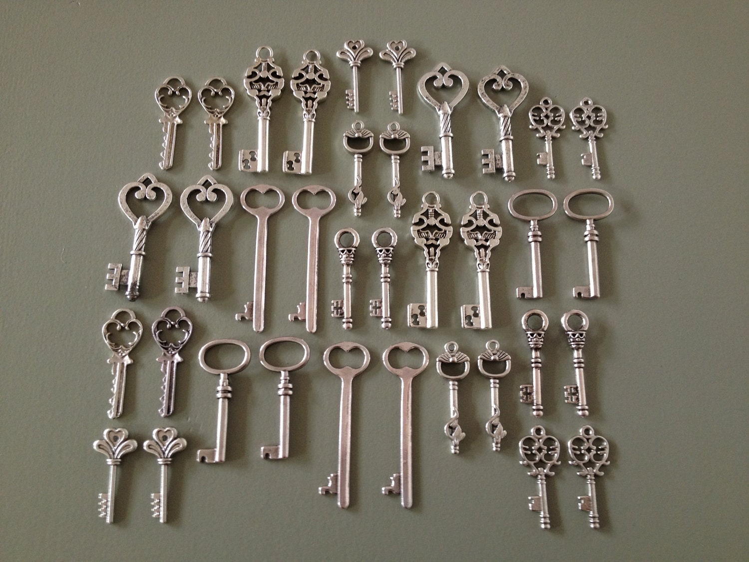 Keys to the Kingdom - Skeleton Keys - 75 x Antique Silver Vintage Skeleton Key Keys Set